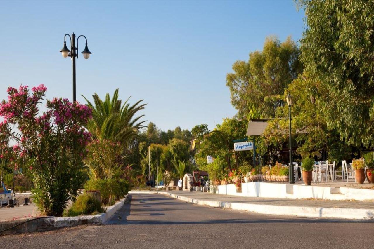 Akroyali Hotel & Villas Messinia Luaran gambar