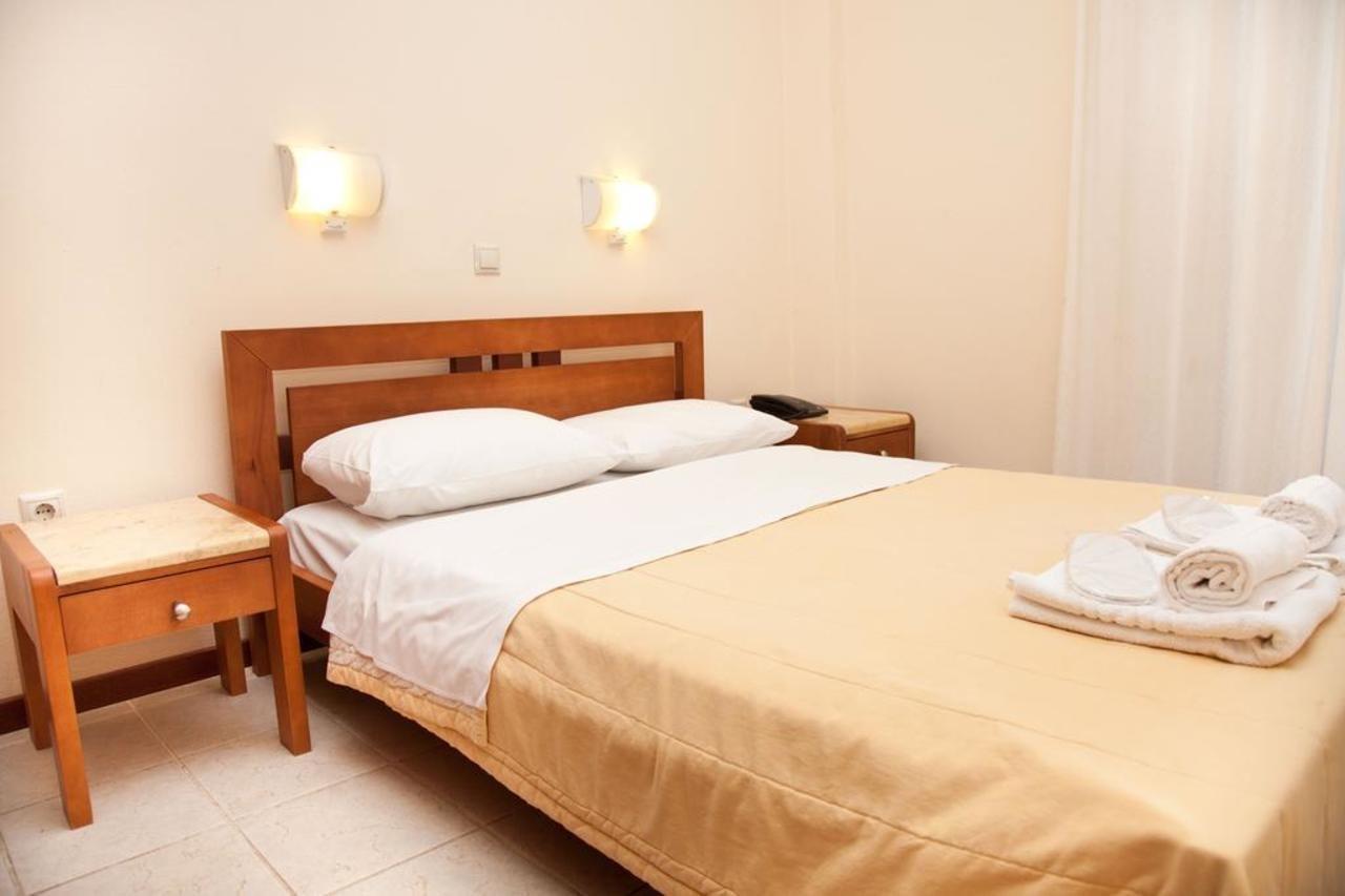 Akroyali Hotel & Villas Messinia Luaran gambar